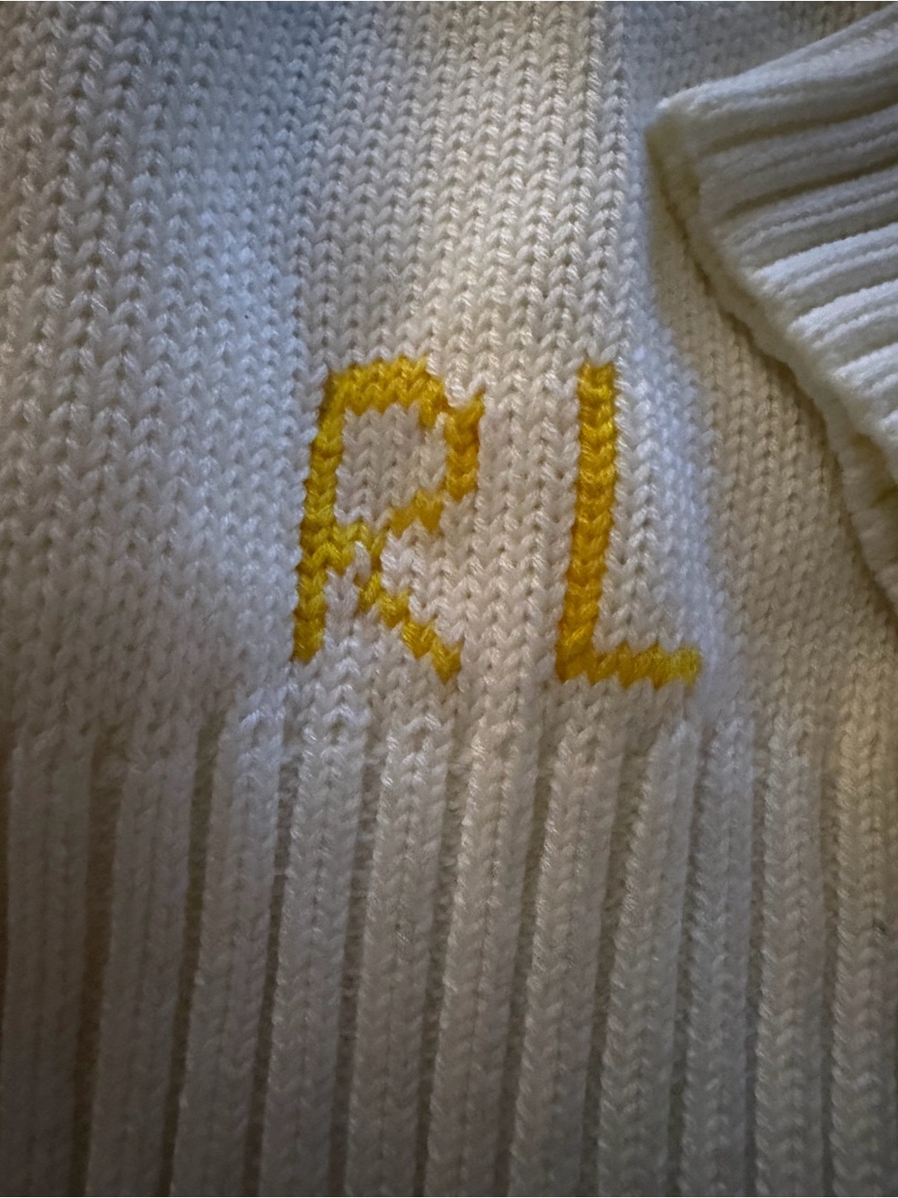 Ralph Lauren White Crewneck Sweater with Red Teddy Bear Motif - Picture 2 of 5